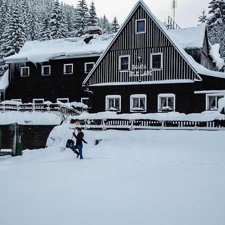 Bouda Bile Labe Hotel Spindleruv Mlyn Exterior photo
