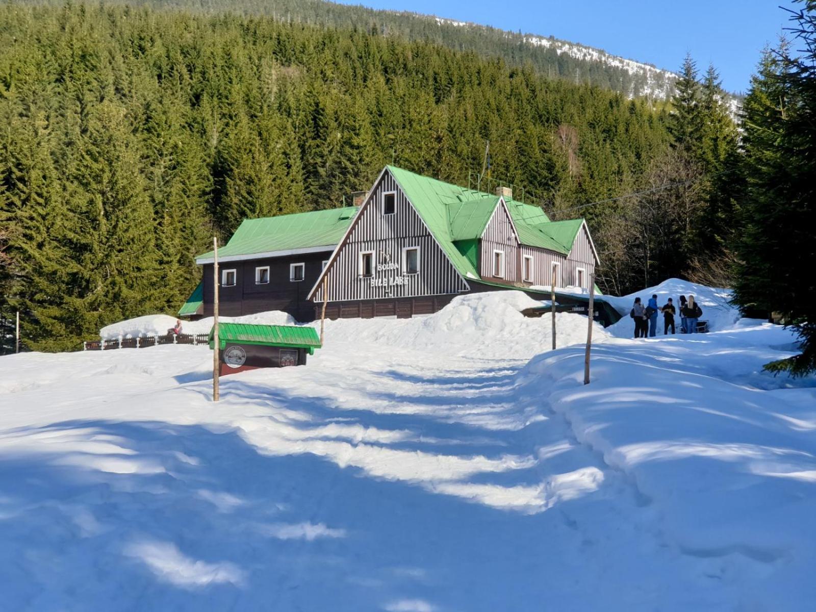 Bouda Bile Labe Hotel Spindleruv Mlyn Exterior photo